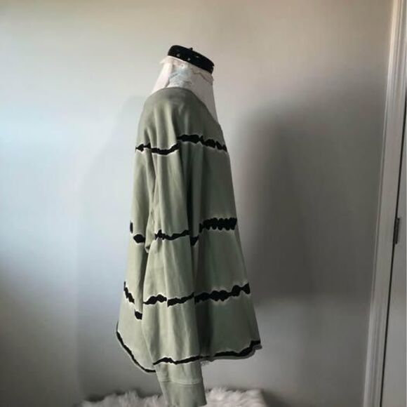 3X Torrid Womens Long Sleeve Blouse C5912 - Picture 3 of 5